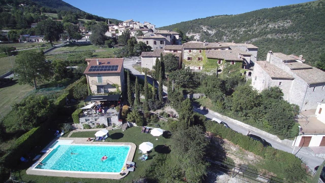 Agriturismo Roccagelli Vallo di Nera Eksteriør billede