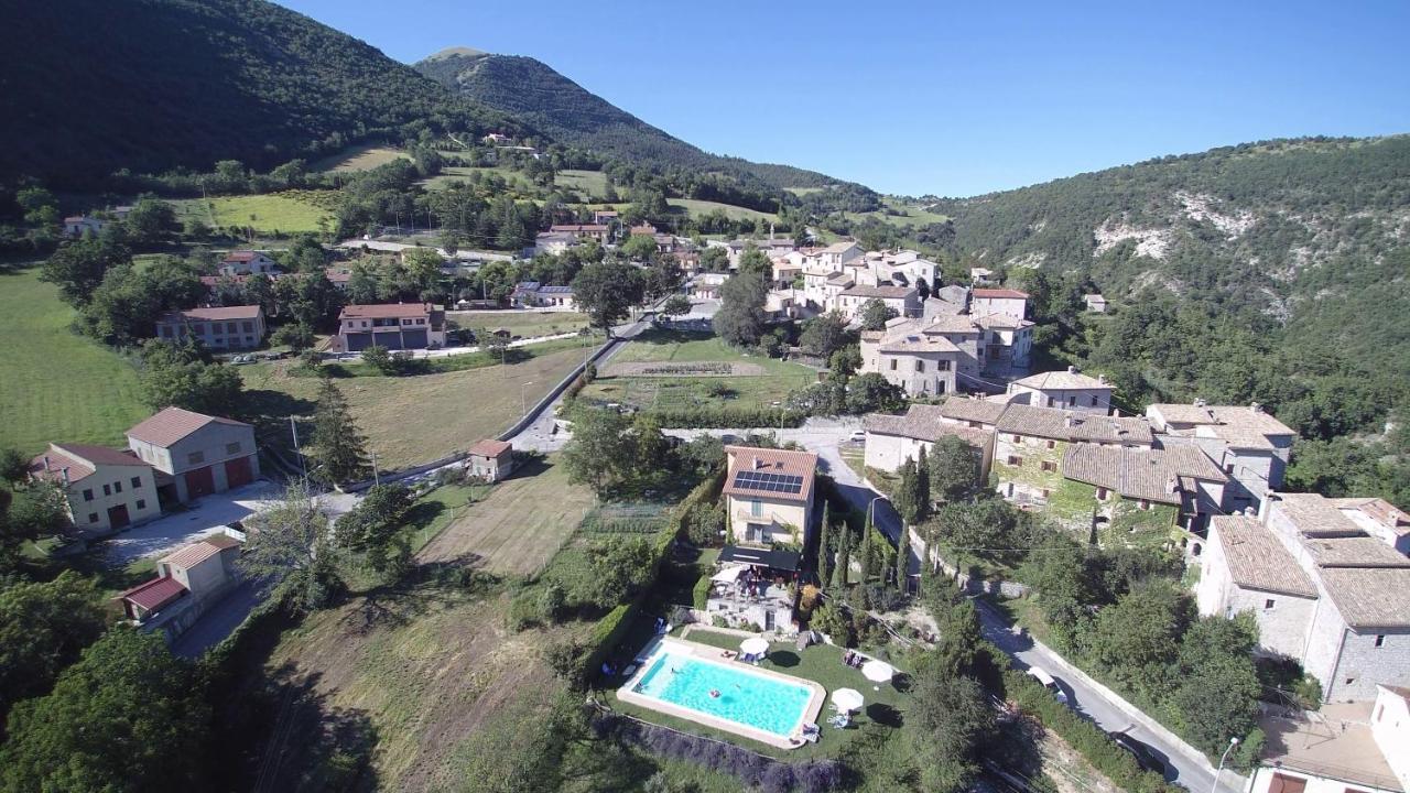 Agriturismo Roccagelli Vallo di Nera Eksteriør billede