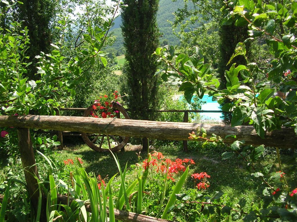 Agriturismo Roccagelli Vallo di Nera Eksteriør billede