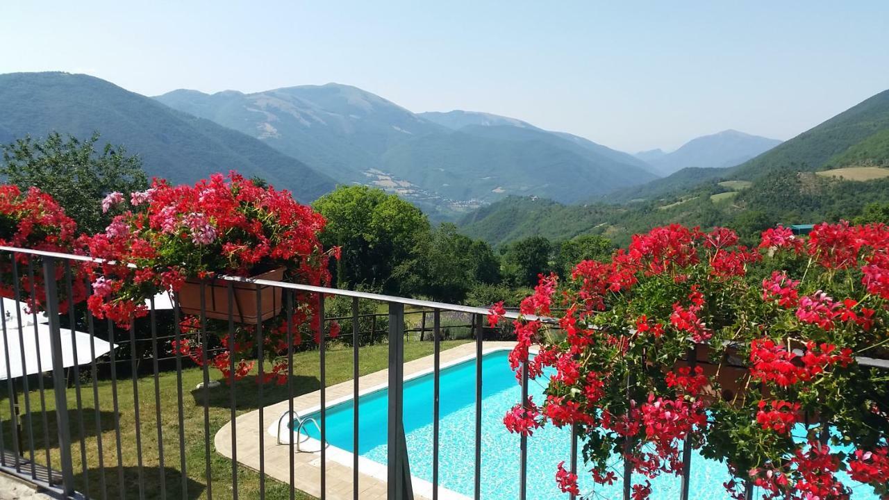 Agriturismo Roccagelli Vallo di Nera Eksteriør billede